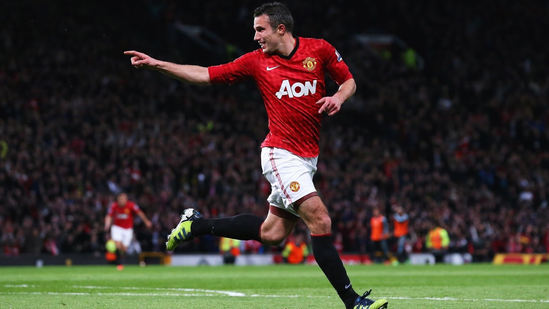 “水上救生：三叉湖游泳馆的极速反应与精准救援”